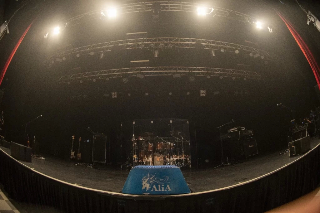 專訪AliA：《かくれんぼ》是一首能夠?qū)⒋蠹彝ㄟ^音樂緊緊相連的歌曲